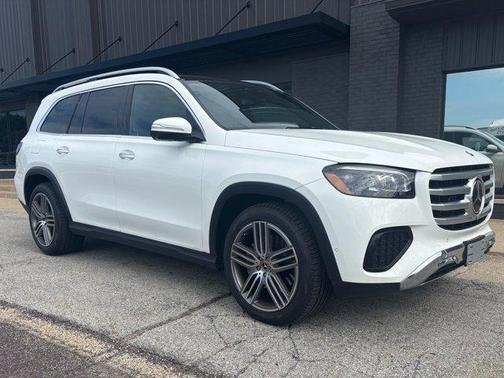 Polar White 2026 Mercedes-Benz GLS 450 4MATIC