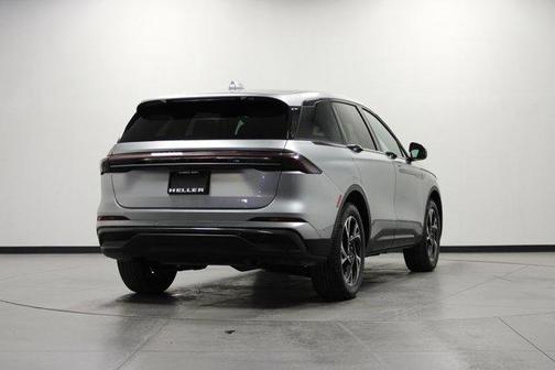 Radiance Metallic 2024 Lincoln Nautilus Premiere