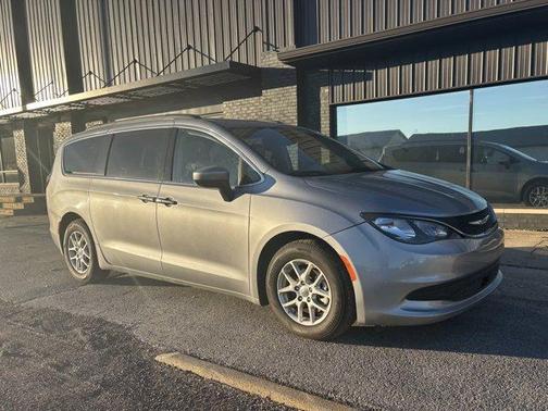 2021 Chrysler Voyager LXI