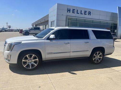 2016 Cadillac Escalade ESV Premium
