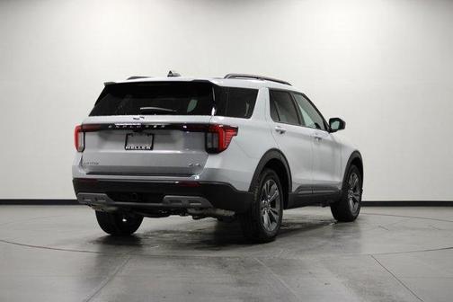 Space White Metallic 2026 Ford Explorer Active