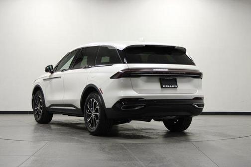 White Platinum Clearcoat Metallic 2026 Lincoln Nautilus Premiere
