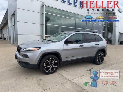 2017 Jeep Cherokee Sport