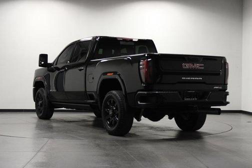 2025 GMC Sierra 2500 AT4
