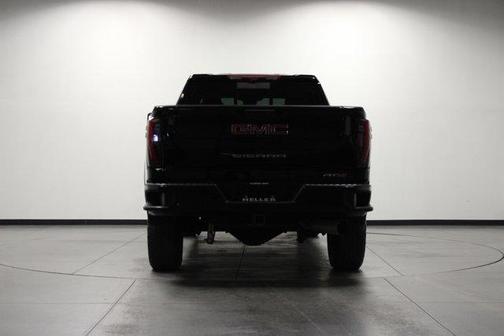 2025 GMC Sierra 2500 AT4