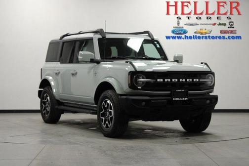 2022 Ford Bronco Outer Banks