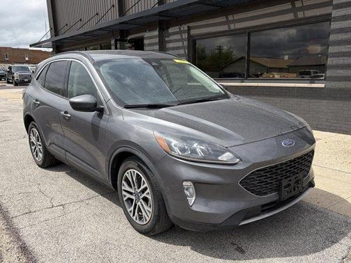 Gray Metallic 2021 Ford Escape SEL