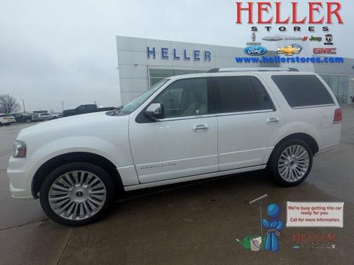 2015 Lincoln Navigator Base