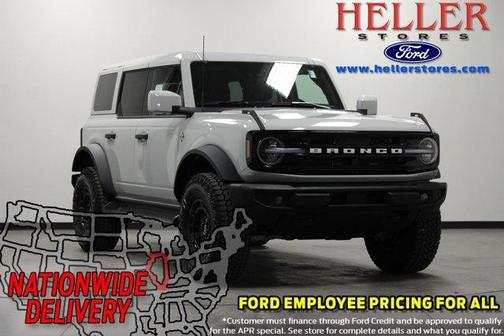 Avalanche Gray 2026 Ford Bronco Outer Banks