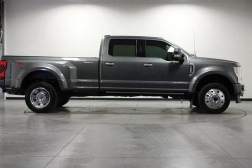 2022 Ford F-450 LIMITED