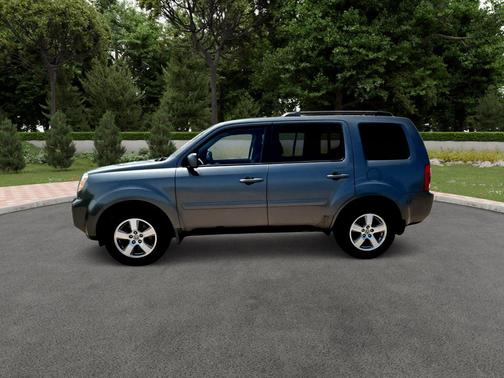 Polished Metal Metallic 2010 Honda Pilot EX