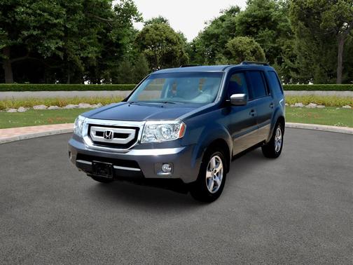 Polished Metal Metallic 2010 Honda Pilot EX