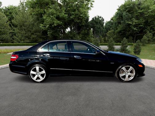 2012 Mercedes-Benz E-Class 4MATIC