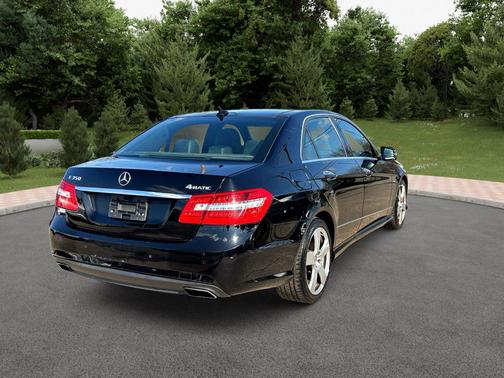 2012 Mercedes-Benz E-Class 4MATIC