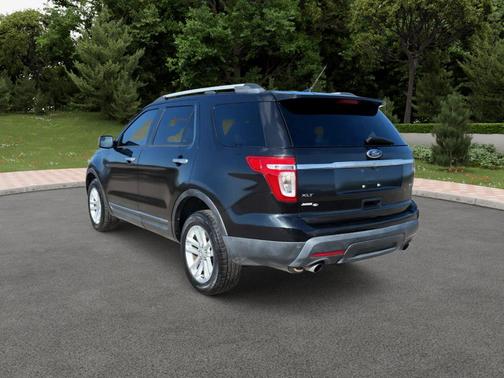 Tuxedo Black Metallic 2014 Ford Explorer XLT