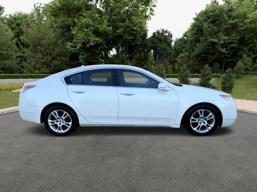 White Diamond Pearl 2010 Acura TL 3.5