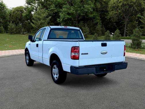 Oxford White Clearcoat 2006 Ford F-150 XL
