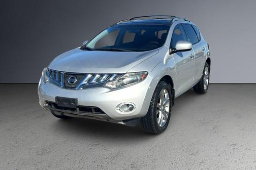 2010 Nissan Murano LE