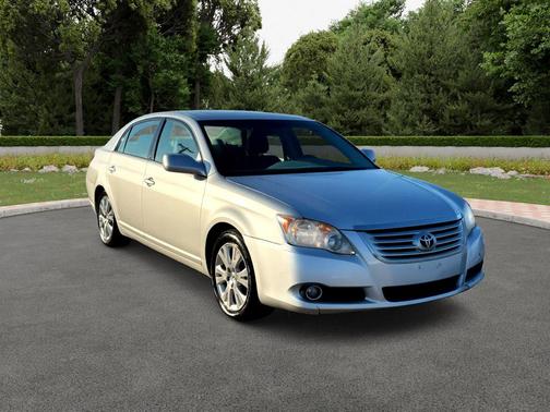 Classic Silver Metallic 2008 Toyota Avalon XL