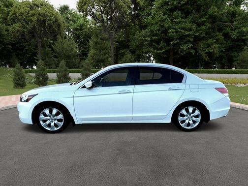 White Diamond Pearl 2008 Honda Accord EX-L