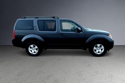 2010 Nissan Pathfinder S FE+