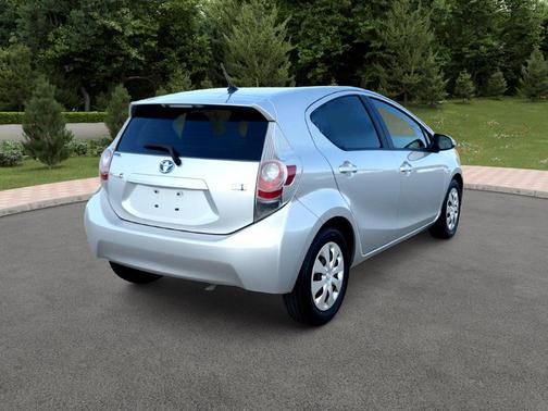 2013 Toyota Prius c One