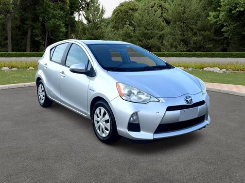 2013 Toyota Prius c One
