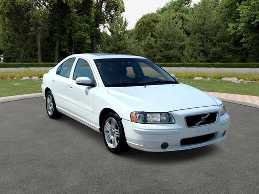 Ice White 2007 Volvo S60 2.5T