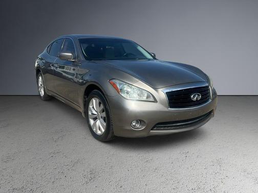 2011 INFINITI M37x Base