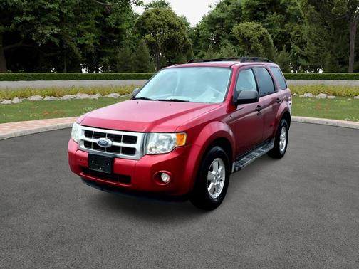 Sangria Red Metallic 2010 Ford Escape XLT