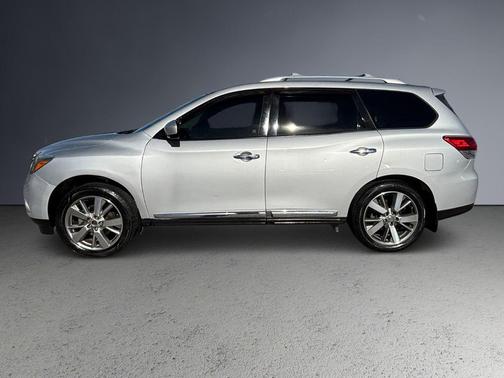2013 Nissan Pathfinder Platinum
