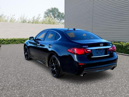 BLACK 2015 INFINITI Q70 3.7