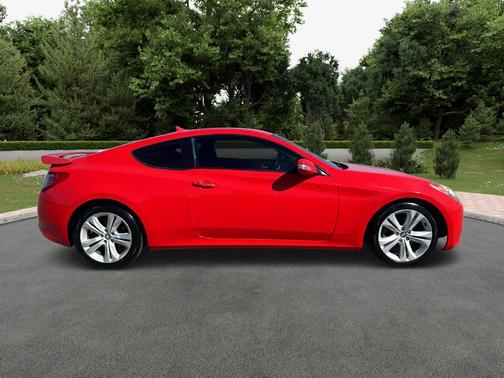 2010 Hyundai Genesis Coupe 3.8 Grand Touring
