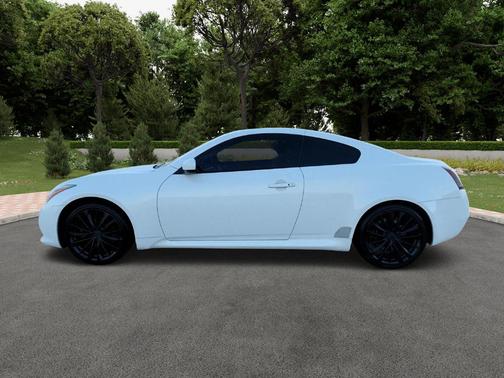 2014 INFINITI Q60 Journey