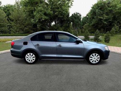 Platinum Gray Metallic 2014 Volkswagen Jetta Auto S