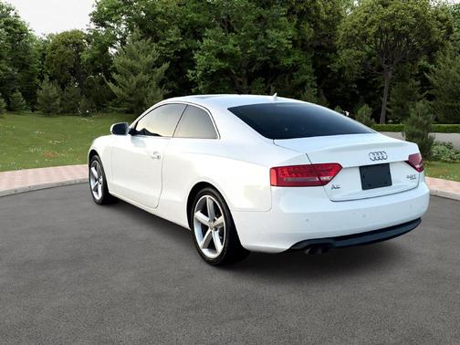 2010 Audi A5 2.0T Premium Plus