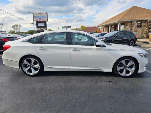 2018 Honda Accord Touring