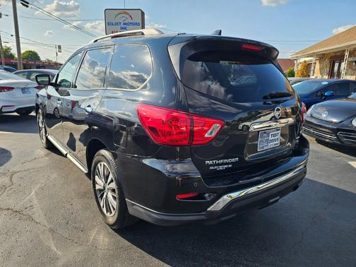 2020 Nissan Pathfinder SL