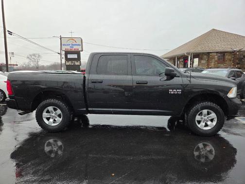 2017 RAM 1500 Express