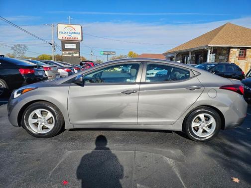 2014 Hyundai ELANTRA SE