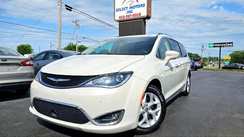 2017 Chrysler Pacifica Touring-L Plus