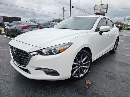 2018 Mazda Mazda3 Touring