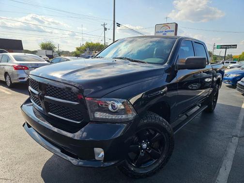 2018 RAM 1500 ST