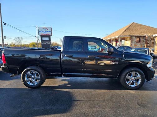 2018 RAM 1500 ST
