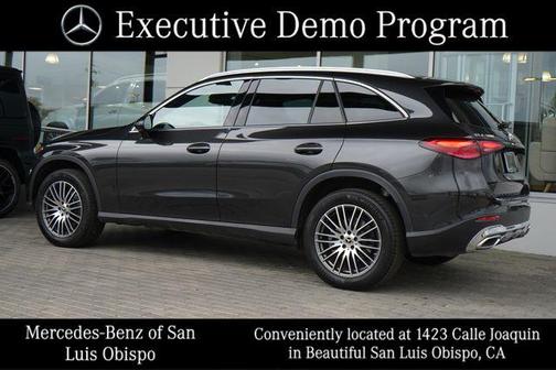 Graphite Grey Metallic 2026 Mercedes-Benz GLC 300 Base