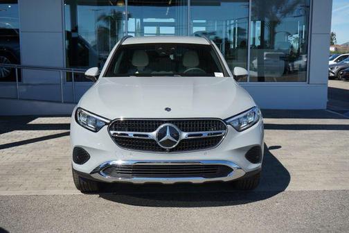 MANUFAKTUR Alpine Grey 2026 Mercedes-Benz GLC 300 4MATIC