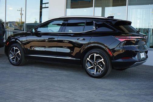 Black 2025 Chevrolet Equinox EV LT