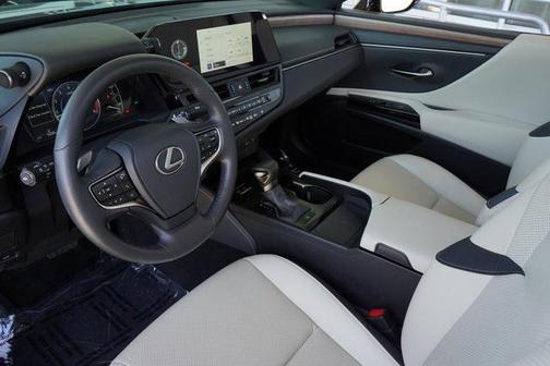 2025 Lexus ES 350 Base