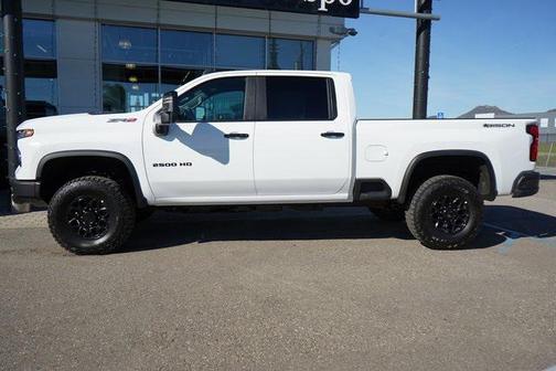 2026 Chevrolet Silverado 2500 Crew Cab, Standard Bed, XR2, 4WD