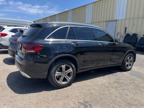 Black 2022 Mercedes-Benz GLC 300 Base